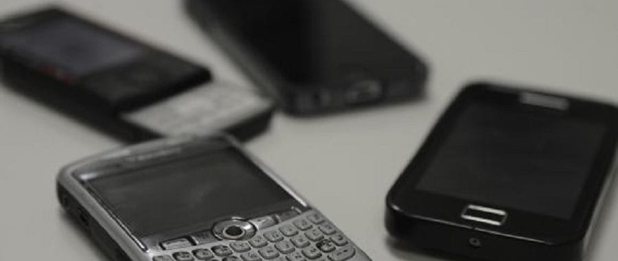 Roubos de celulares crescem 26% em um ano na Baixada Santista