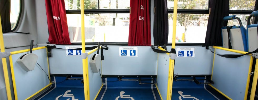 2.110 ônibus municipais não são adaptados para deficientes em SP