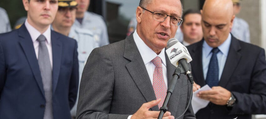 Governo de SP gasta quase R$ 1 milhão por mês para indenizar famílias de PMs assassinados