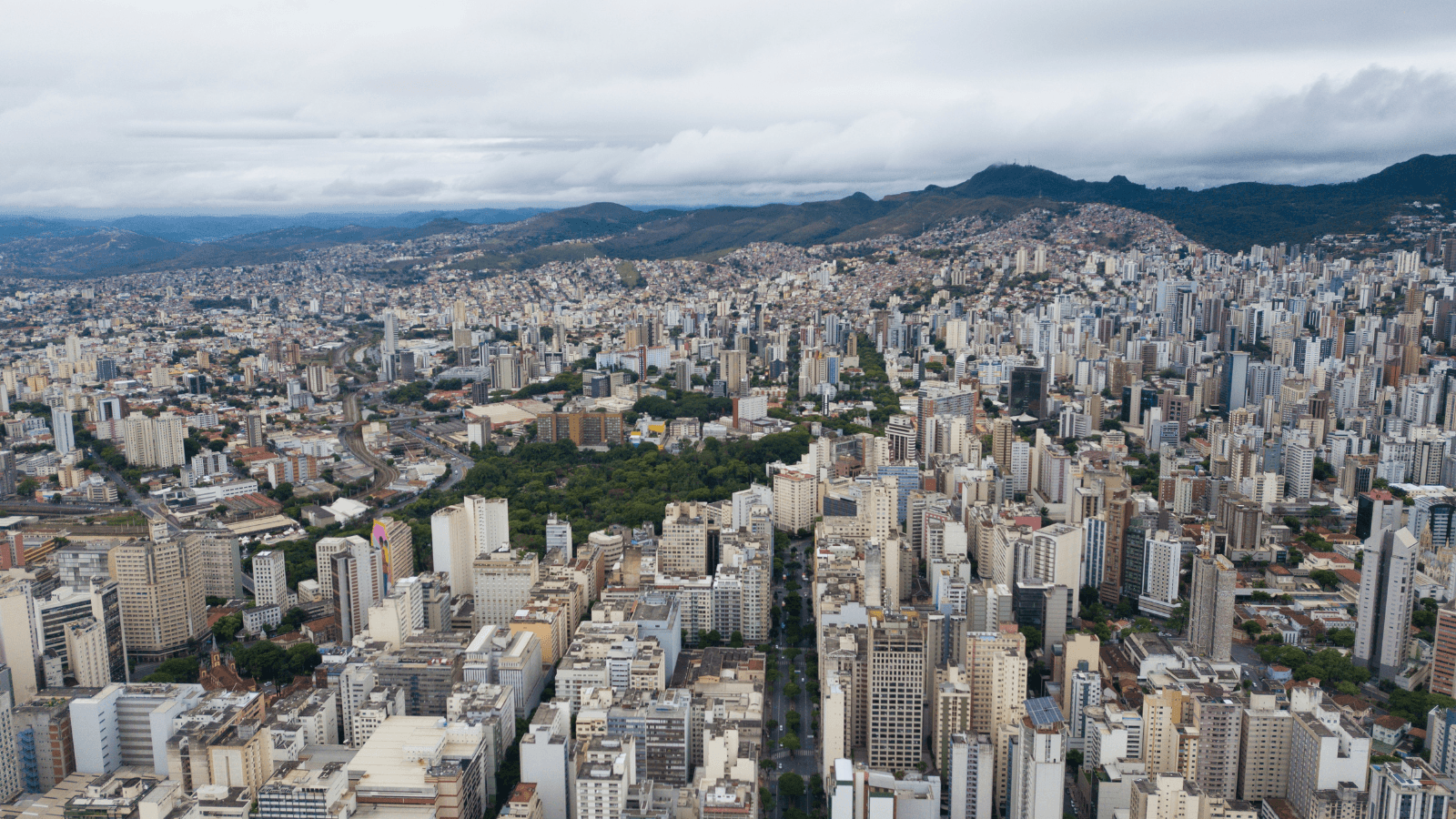 Confira dados sobre imóveis federais invadidos e vagos