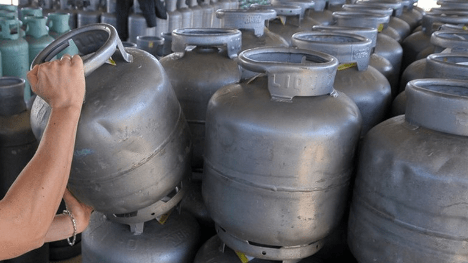 Auxílio Gás repassou R$ 7 bilhões desde 2021