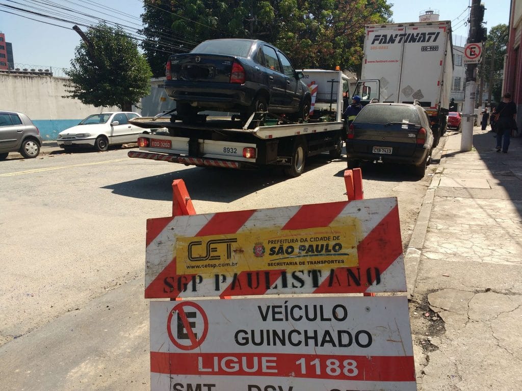 Número de veículos guinchados pela CET quadruplica em dois anos