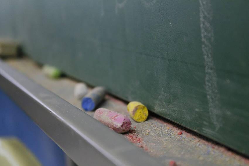 A cada mês, 334 professores pedem demissão ao Estado em 2016 em SP