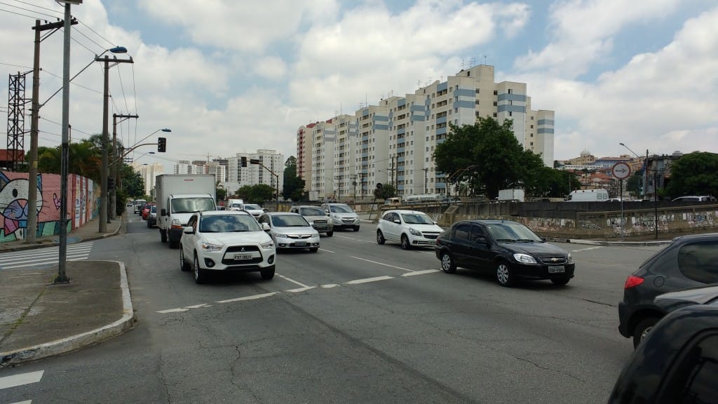 Avenida dos Estados é a campeã de roubos de carros na Grande SP