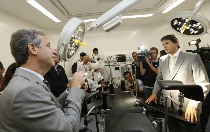 Dois médicos do SUS pedem demissão a cada semana em São Paulo