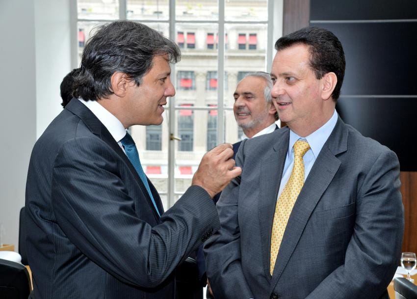 Haddad entrega menos unidades de moradia popular que Kassab