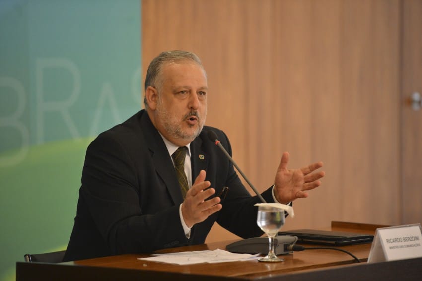 Investimento no Minha Casa Minha Vida cai 99% em 2015