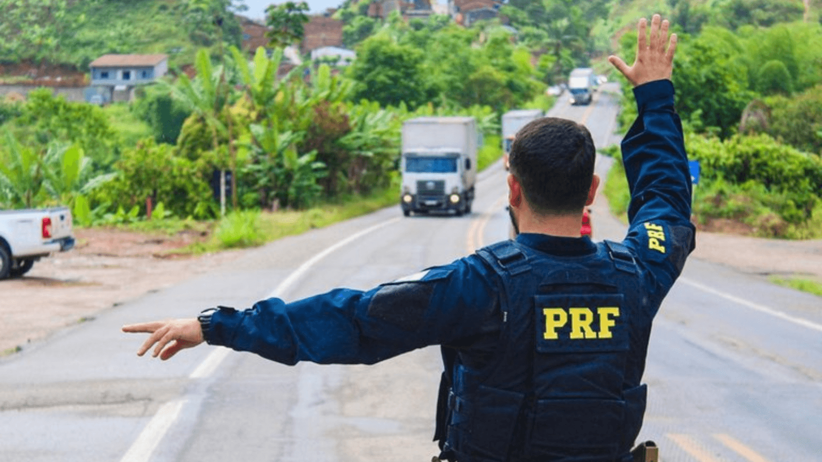 Dados da PRF: 11,3 mil armas de fogo apreendidas em seis anos em rodovias, apreensões de fuzis quadruplicaram desde 2019