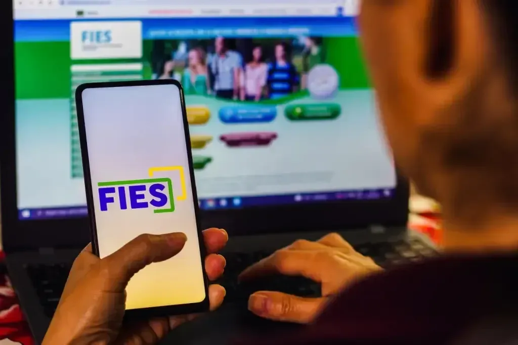 Mais de R$ 6,6 bilhões em dívidas do Fies foram renegociados entre 2022 e 2024 no Banco do Brasil