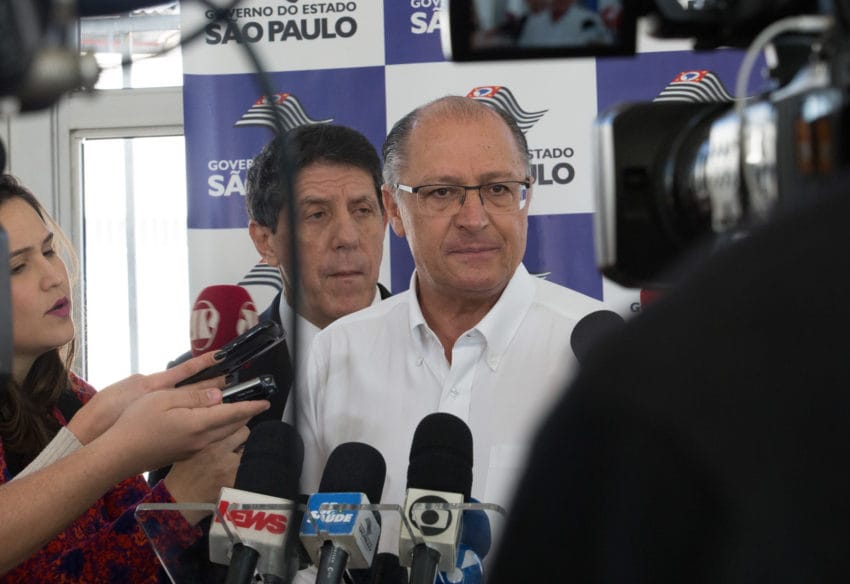 Foragidos da Justiça em São Paulo lotariam 170 presídios