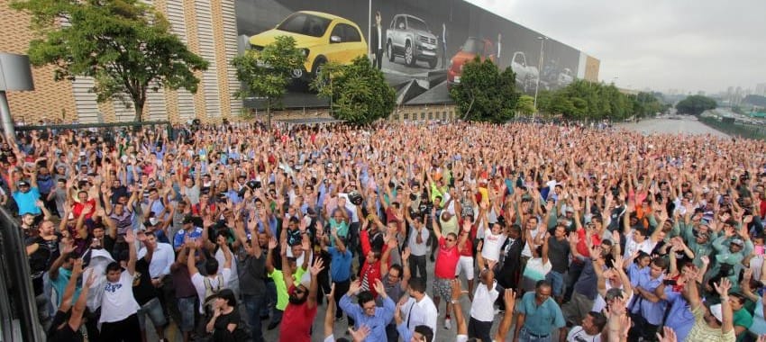 Gasto com seguro-desemprego bate recorde em 2015