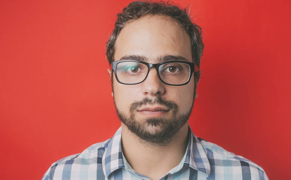 Foto do jornalista Artur Rodrigues, repórter da Folha de S. Paulo