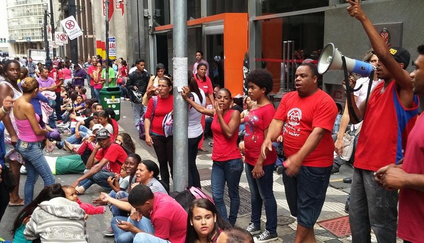 Luta por moradia no centro.