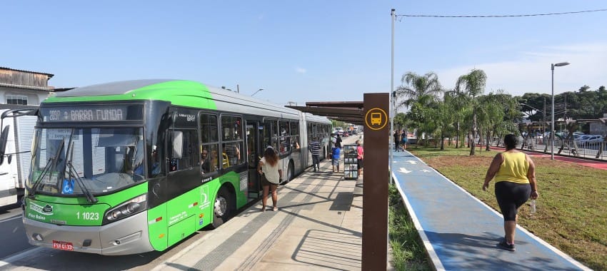 2016 tem queda de 80% nos atropelamentos fatais por ônibus em SP